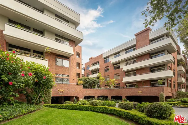 200 N Swall Drive #455, Beverly Hills, CA 90211