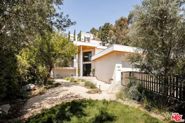 1831 Redcliff Street, Los Angeles, CA 90026