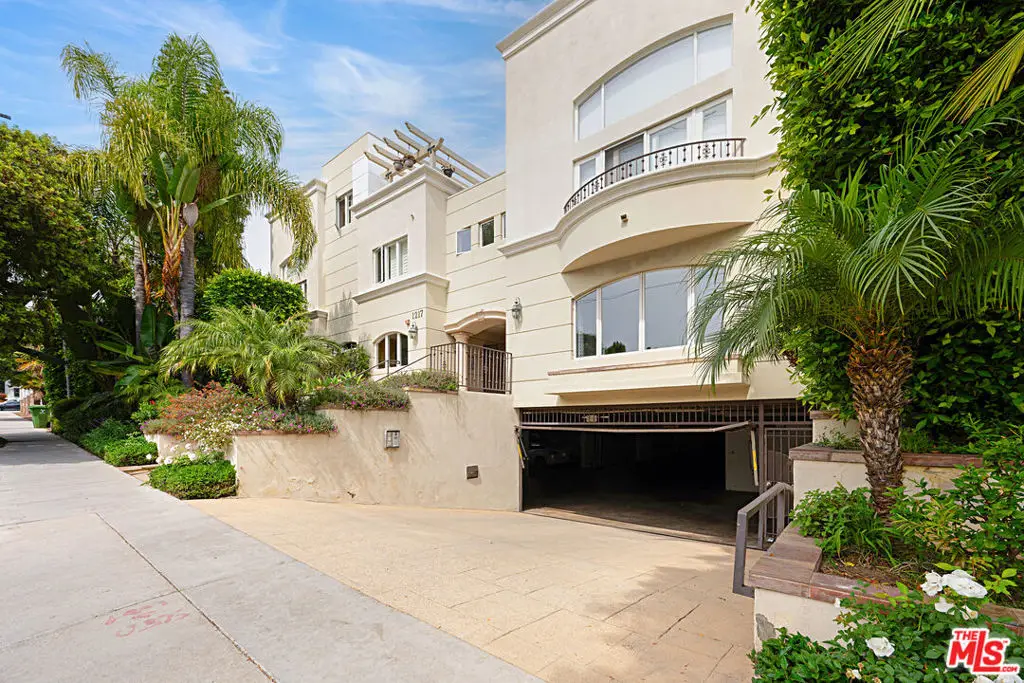 1217 Yale Street #103, Santa Monica, CA 90404 - #1