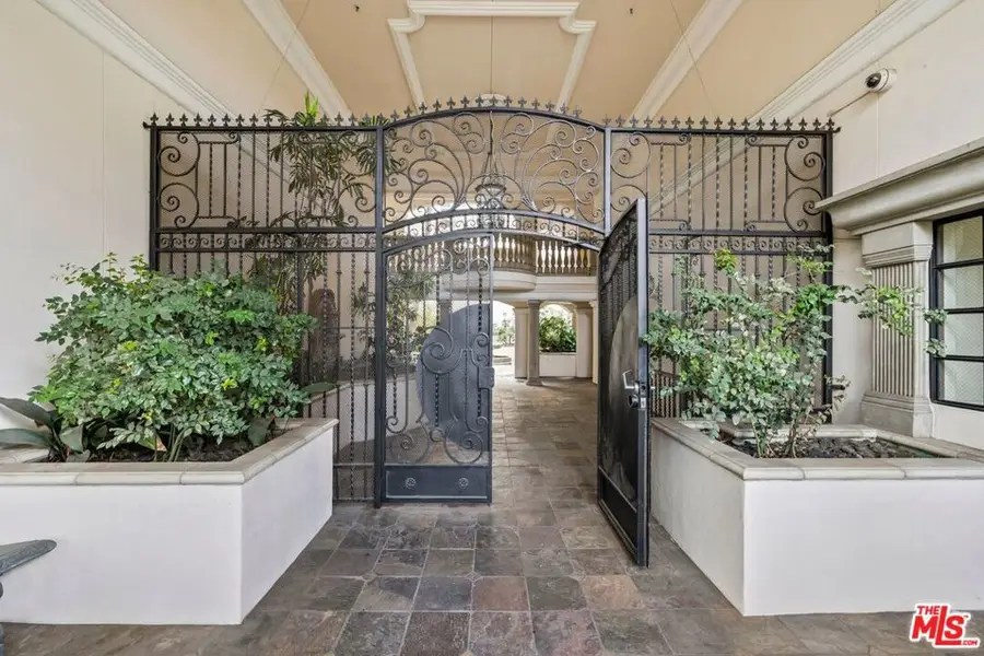 1948 Malcolm Avenue #305, Los Angeles, CA 90025 - #2