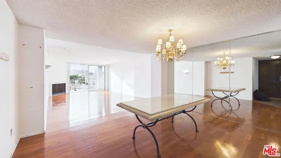 450 S Maple Drive #403, Beverly Hills, CA 90212 - #2
