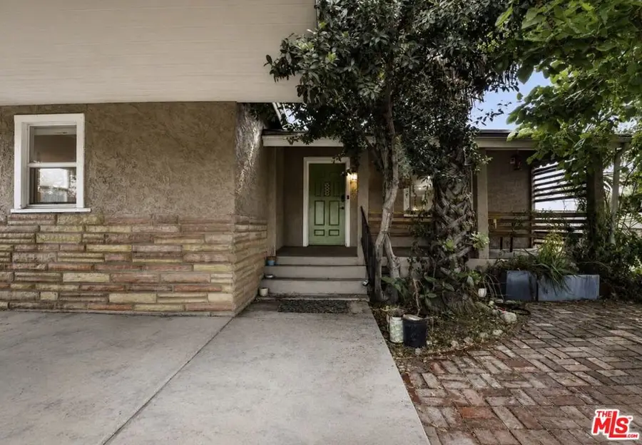 11757 Arminta Street, North Hollywood, CA 91605 - #2