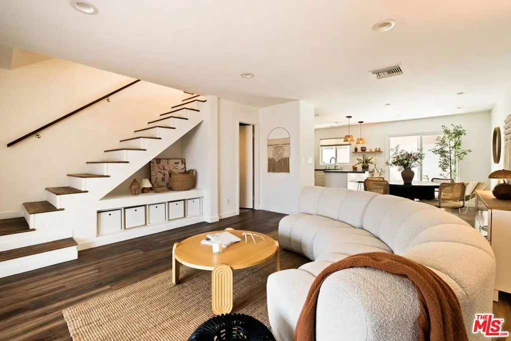 1906 W Victory Boulevard #9, Burbank, CA 91506 - #1