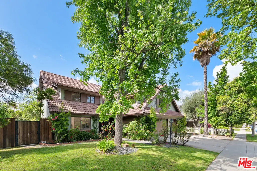 26926 De Berry Drive, Agoura Hills, CA 91301 - #1