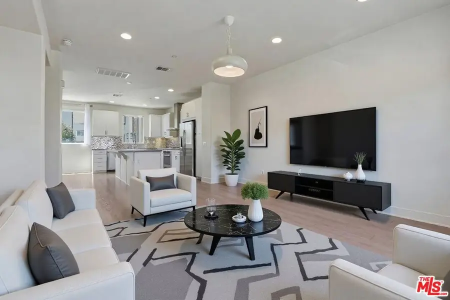 5118 Melrose Avenue, Los Angeles, CA 90038 - #2