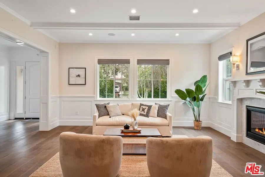 4170 Greenbush Avenue, Sherman Oaks, CA 91423 - #3