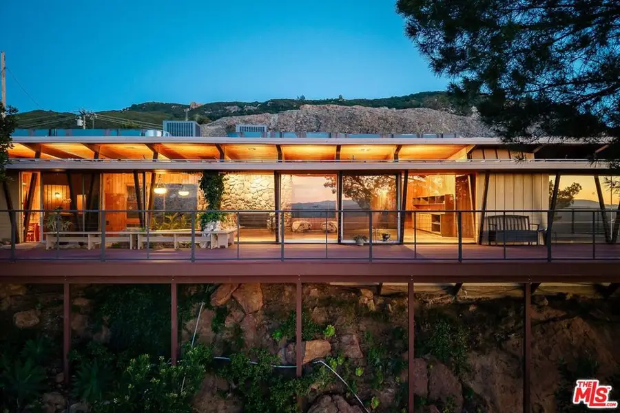 965 Stunt Road, Calabasas, CA 91302 - #2