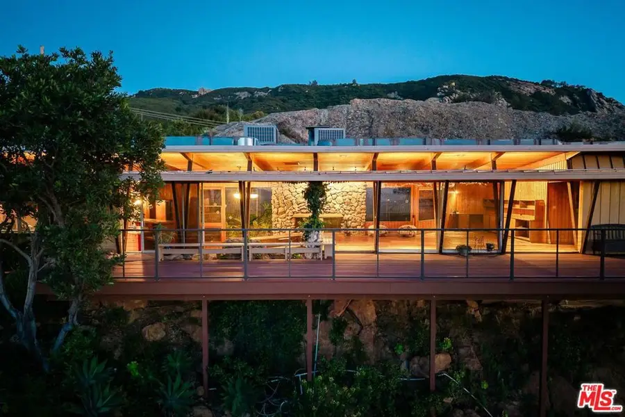 965 Stunt Road, Calabasas, CA 91302 - #3