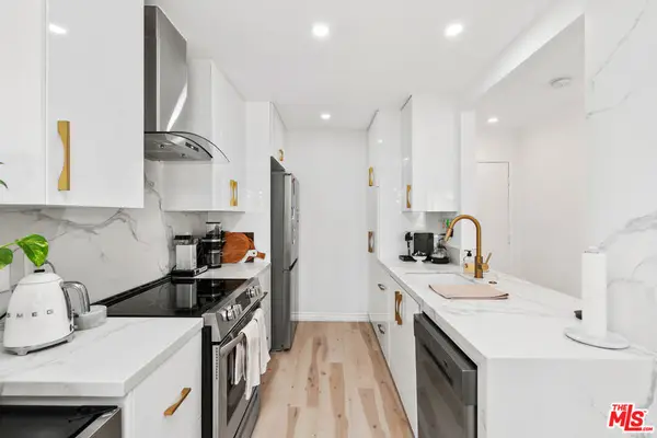 1222 N Olive Drive #201, West Hollywood, CA 90069