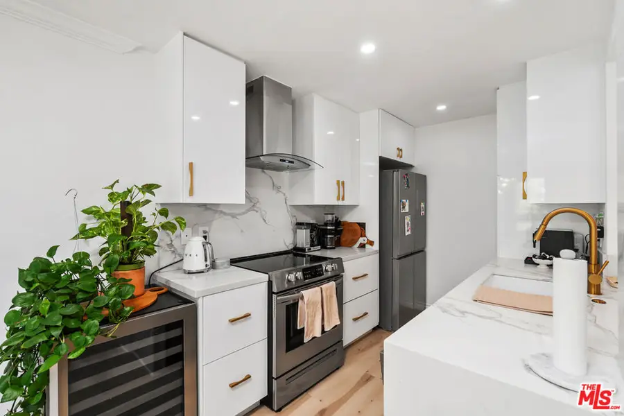 1222 N Olive Drive #201, West Hollywood, CA 90069 - #2