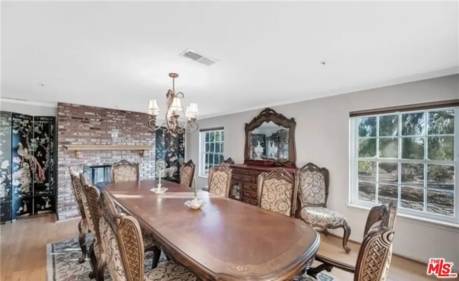 33247 Escondido Drive, Santa Clarita, CA 91390 - #2