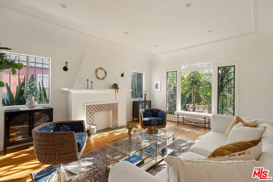 2826 Somerset Drive, Los Angeles, CA 90016 - #3