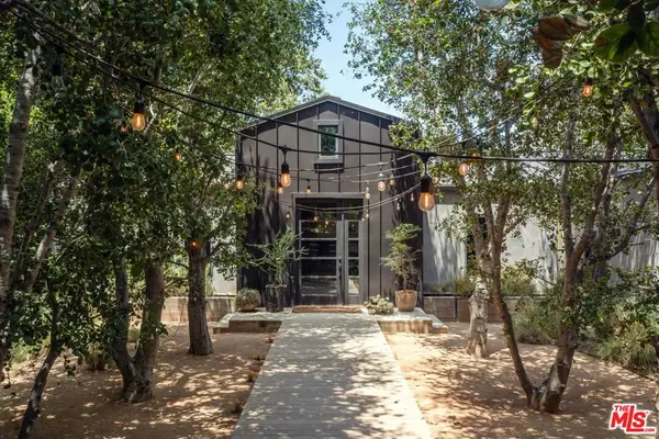226 S Rimpau Boulevard, Los Angeles, CA 90004