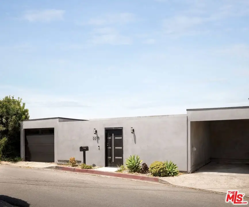2235 Gloaming Way, Beverly Hills, CA 90210 - #2