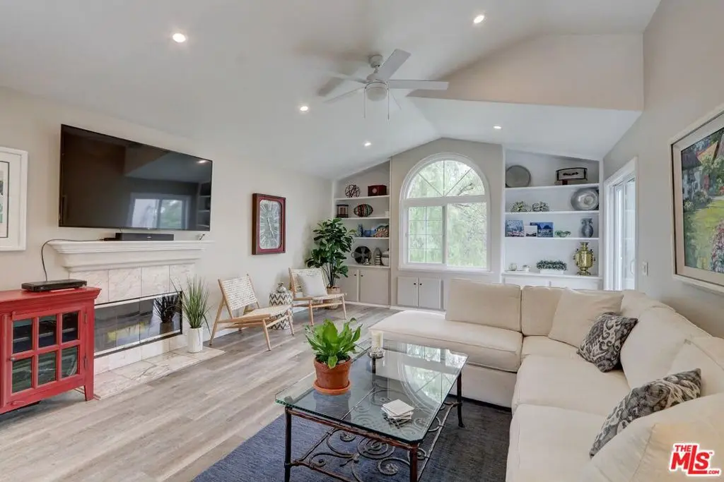 22348 Heritage Pass Place, Chatsworth, CA 91311 - #1