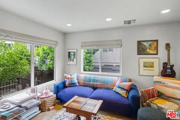 9823 Regent Street #D, Los Angeles, CA 90034