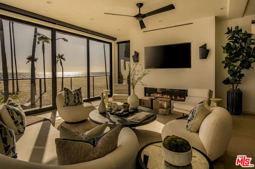 3011 Ocean Front Walk, Venice, CA 90291 - #1