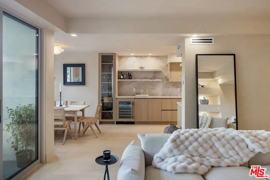 818 N Doheny Drive #205, West Hollywood, CA 90069 - #3