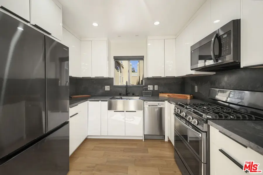 4139 Cahuenga Boulevard #106, North Hollywood, CA 91602 - #3