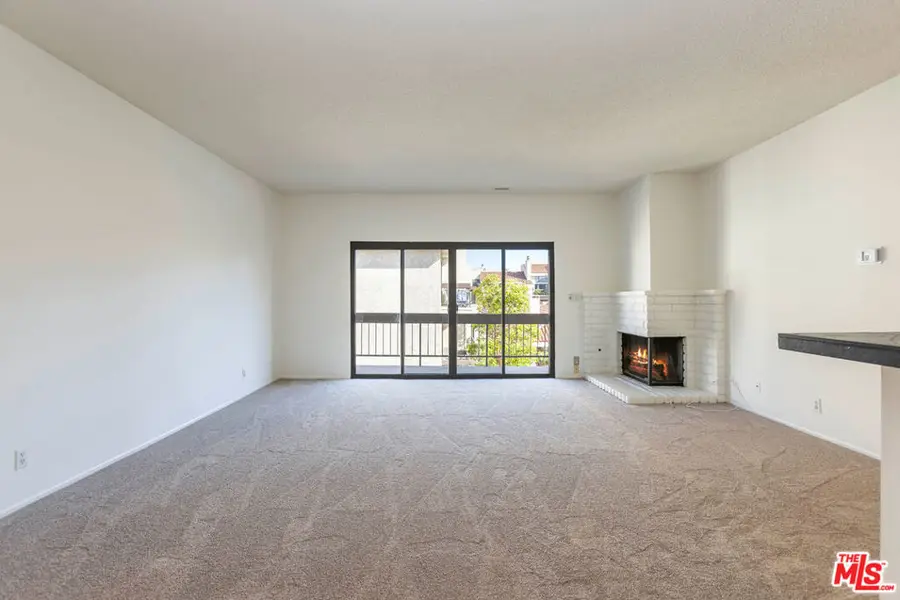 8180 Manitoba Street #304, Playa Del Rey, CA 90293 - #3