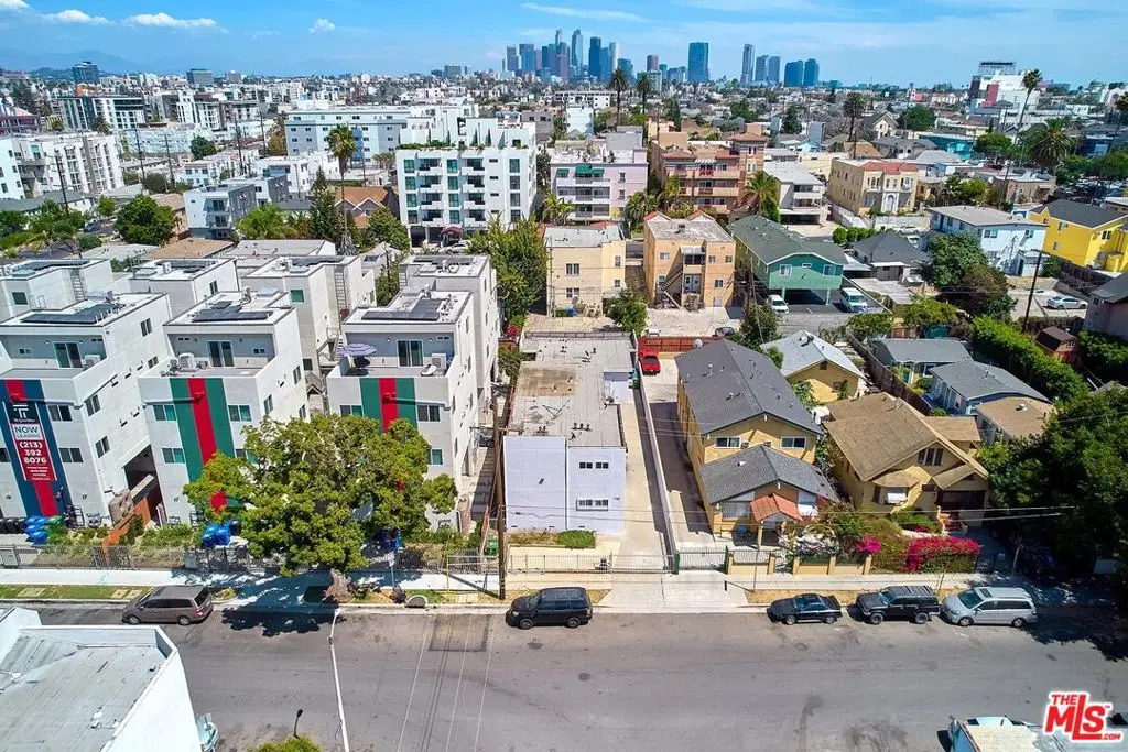1132 S Oxford Avenue, Los Angeles, CA 90006 - #1
