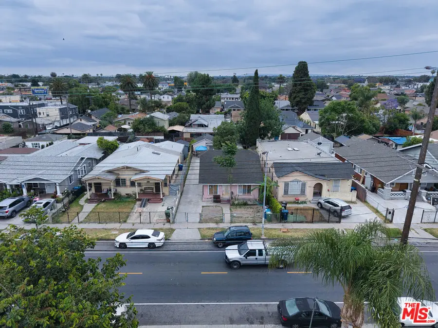 1428 W 54th Street, Los Angeles, CA 90062 - #3