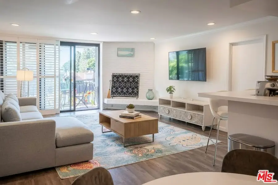 8145 Redlands Street #205, Playa Del Rey, CA 90293 - #3