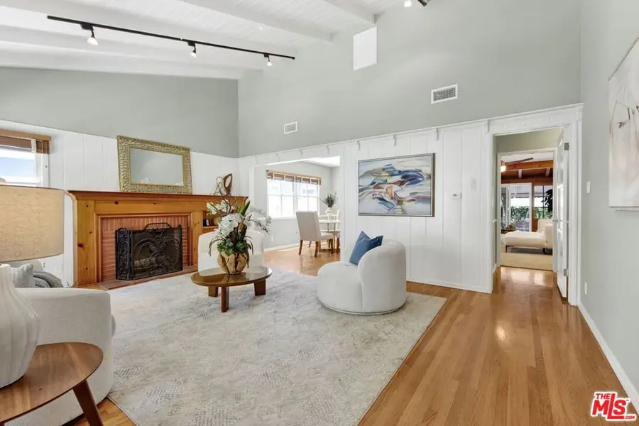 4519 Camellia Avenue, Studio City, CA 91602 - #3