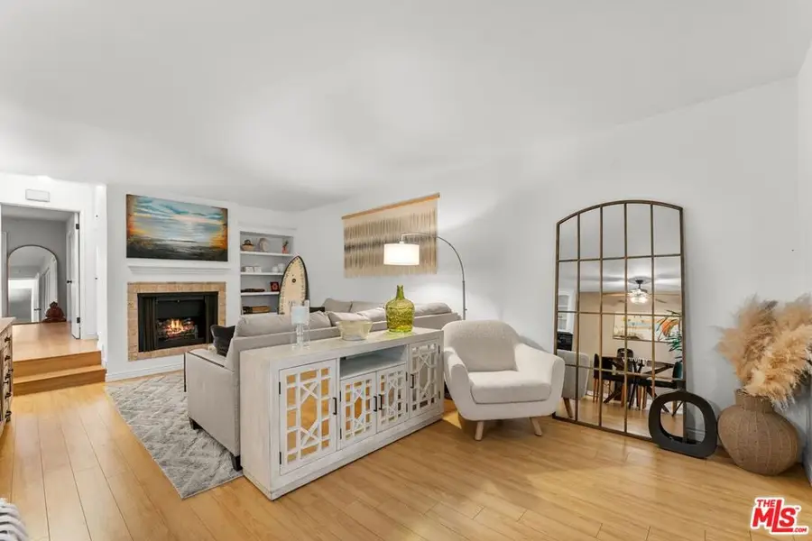 832 Euclid Street #105, Santa Monica, CA 90403 - #2
