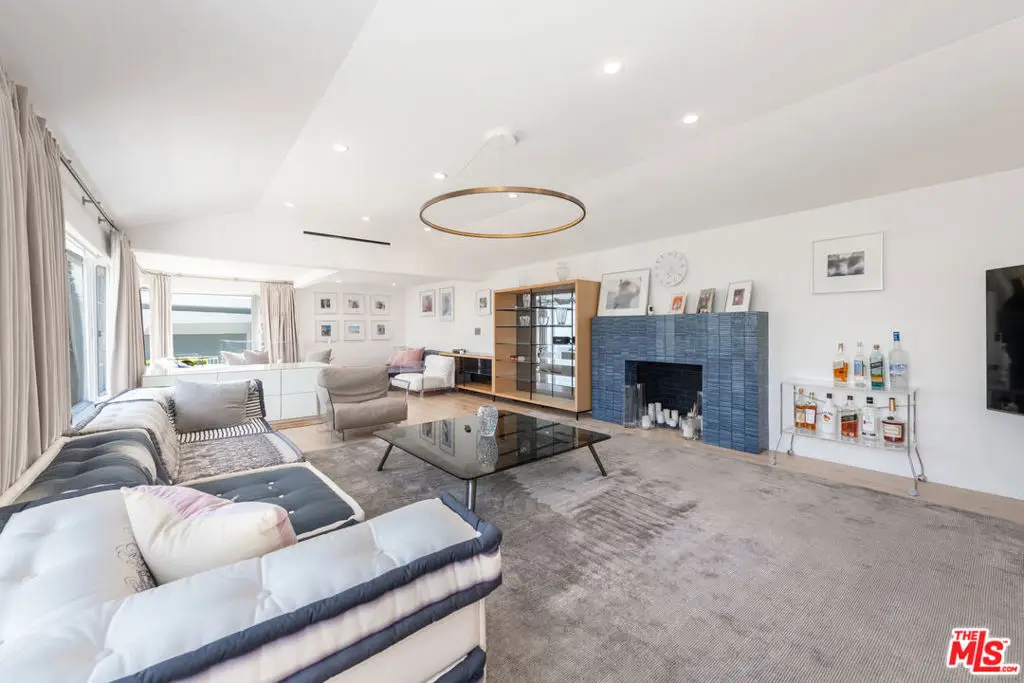 8501 Hedges Place, Los Angeles, CA 90069 - #1