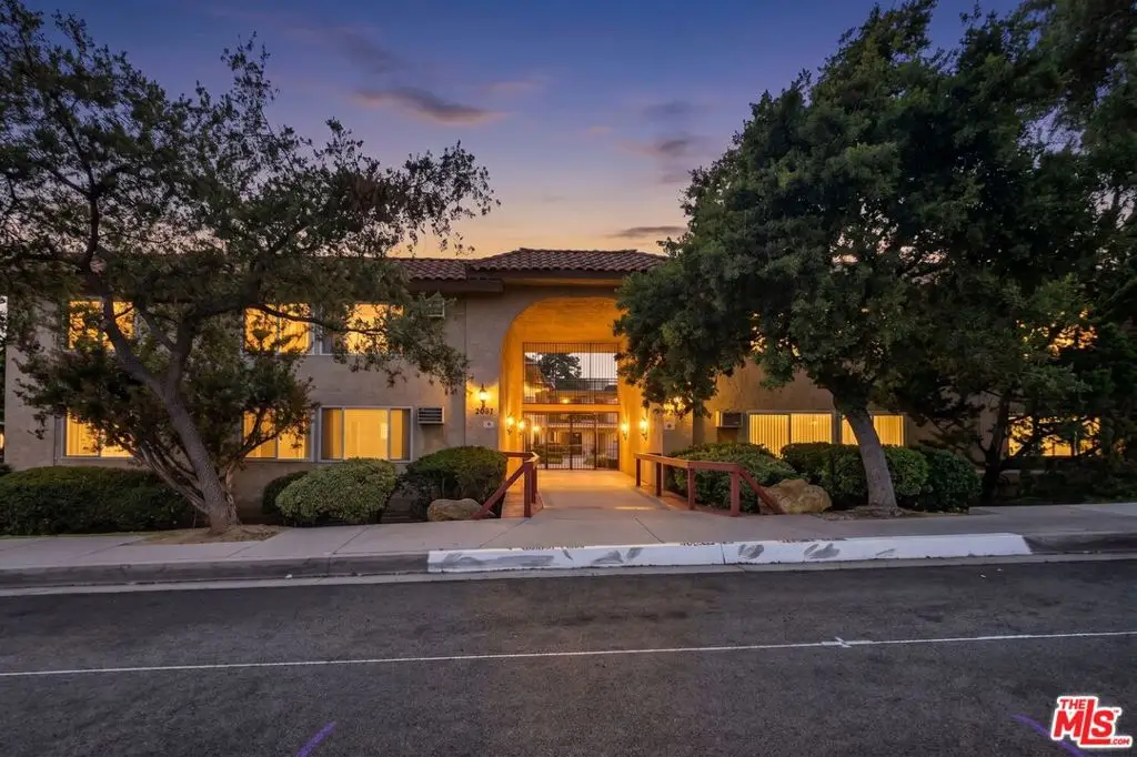 3907 La Crescenta Avenue #203, La Crescenta, CA 91214 - #1