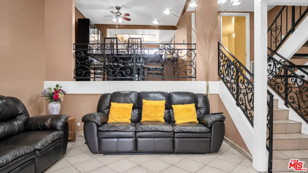 13567 Valerio Street #C, Van Nuys, CA 91405 - #1