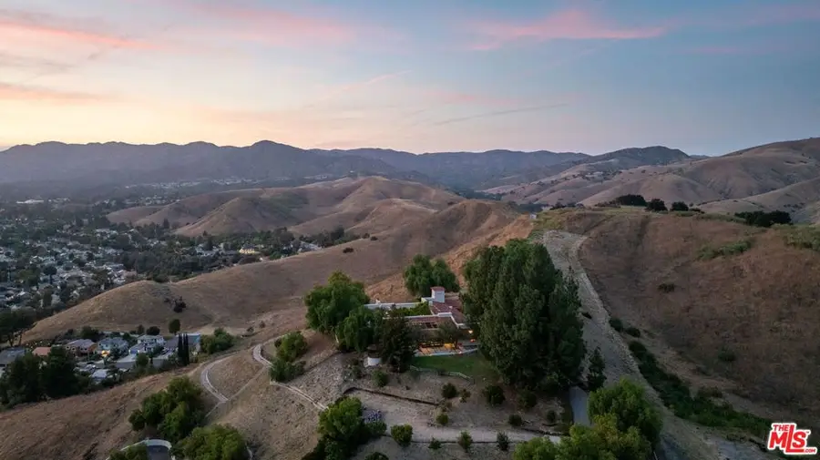 28611 Bamfield Drive, Agoura Hills, CA 91301 - #2