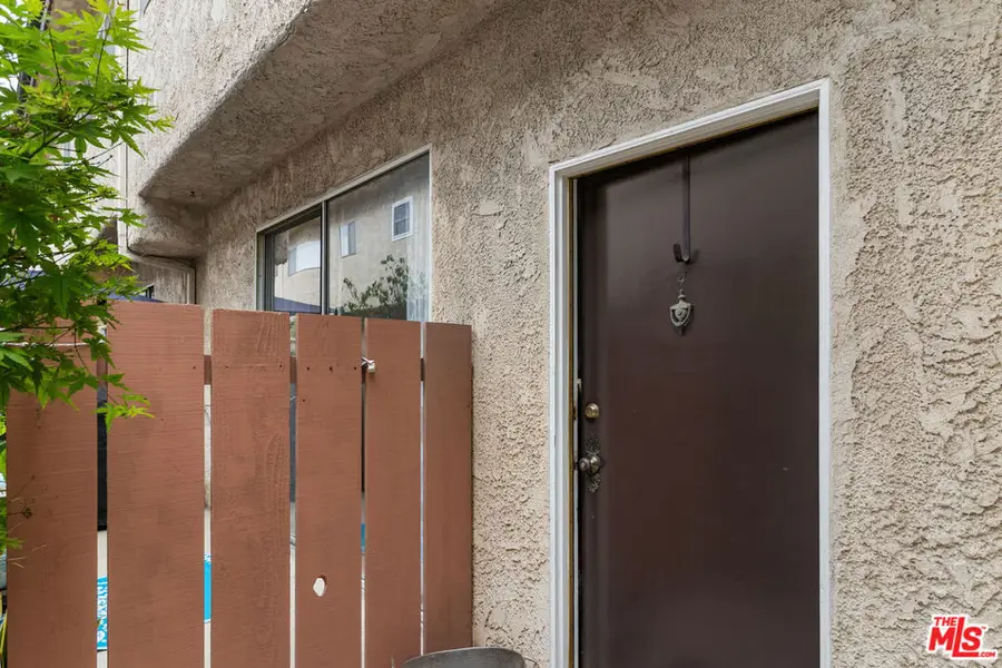 1828 Barry Avenue #4, Los Angeles, CA 90025 - #2