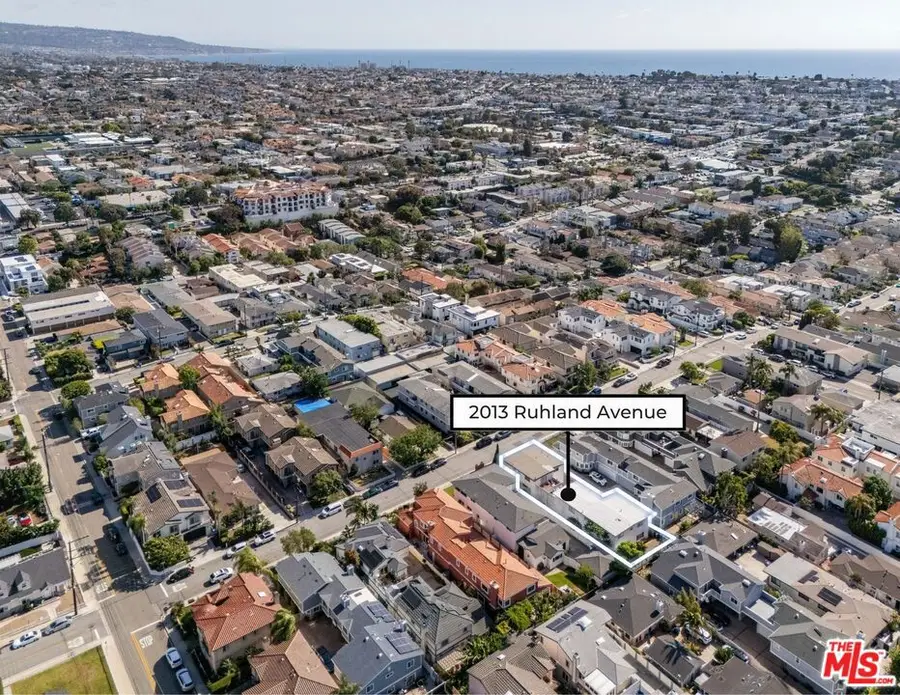 2013 Ruhland Avenue, Redondo Beach, CA 90278 - #2
