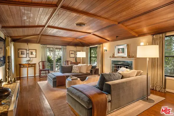 367 N Orange Drive, Los Angeles, CA 90036
