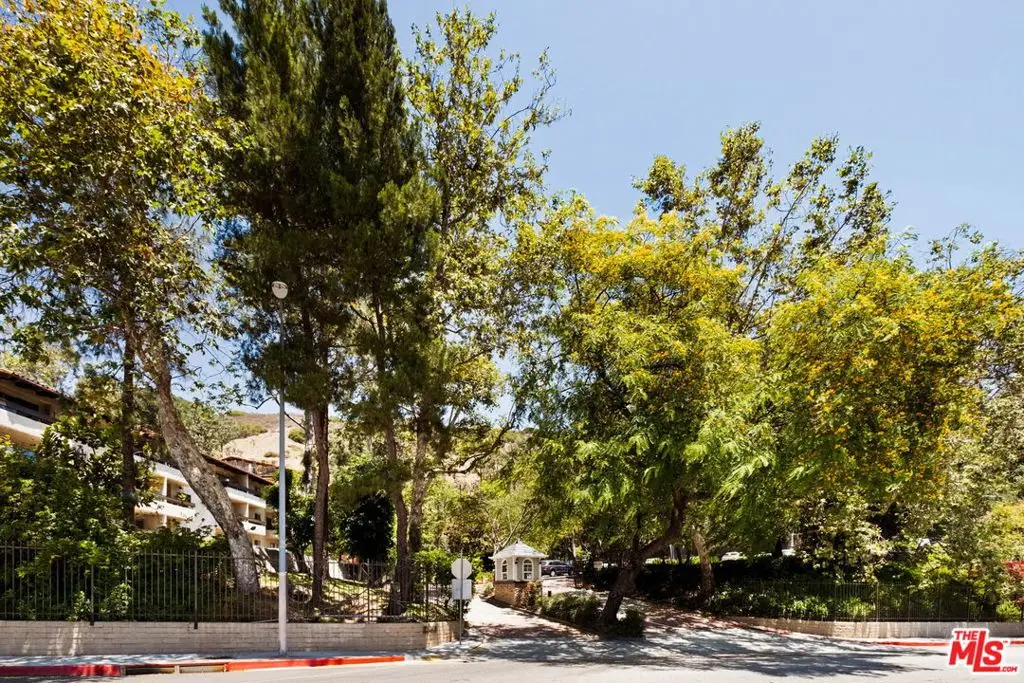 2700 Cahuenga Boulevard #4303, Los Angeles, CA 90068 - #1