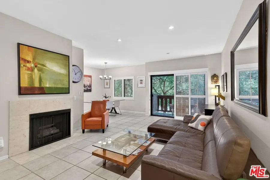 832 Palm Avenue #102, West Hollywood, CA 90069 - #2