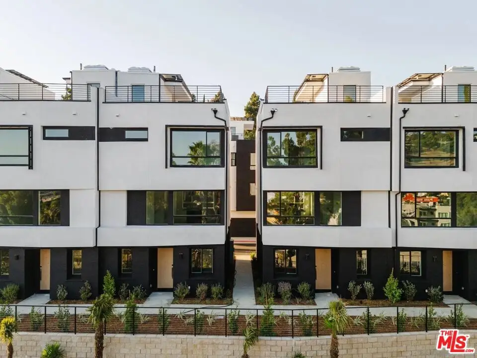 3832 N Emery Way, Los Angeles, CA 90065 - #1