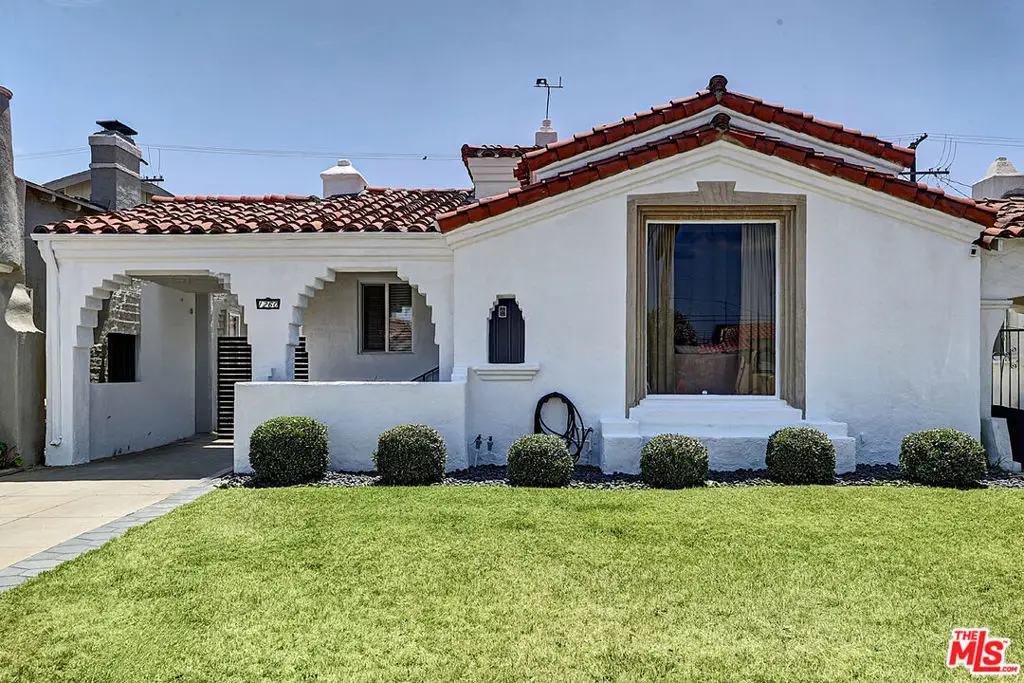 1260 W 81st Street, Los Angeles, CA 90044 - #1