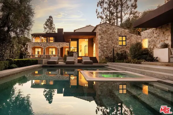 976 N Alpine Drive, Beverly Hills, CA 90210