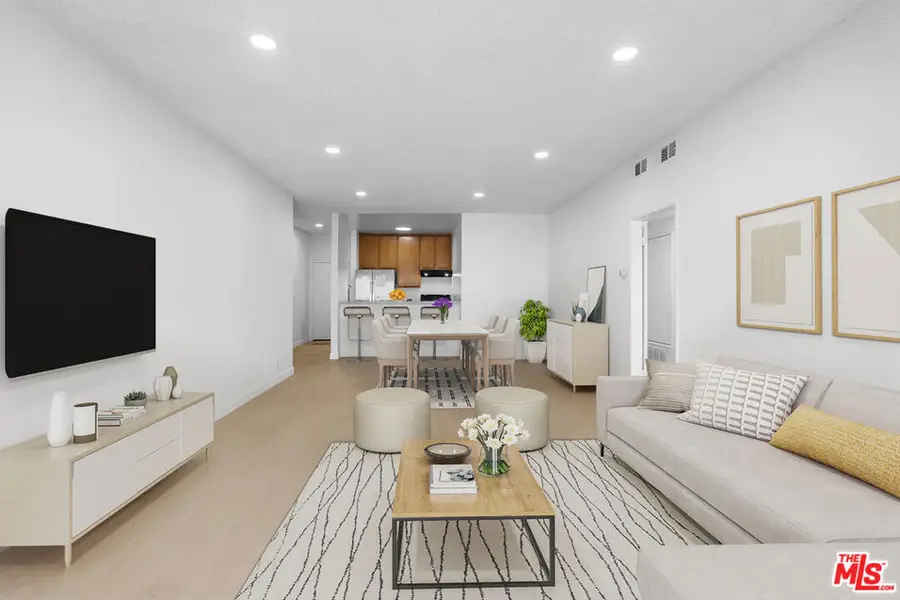 424 S Westmoreland Avenue #210, Los Angeles, CA 90020 - #2