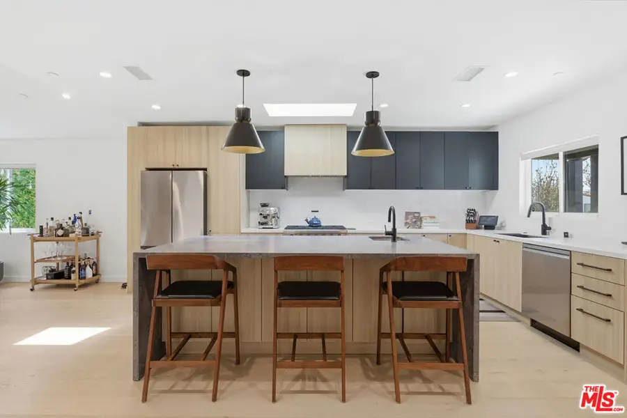 1726 S Stanley Avenue, Los Angeles, CA 90019 - #3