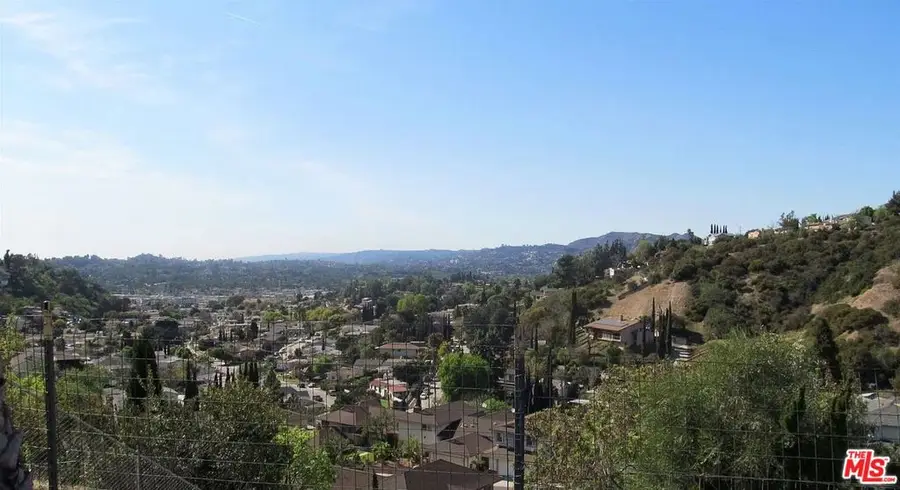 4071 Tropico Way, Los Angeles, CA 90065 - #2