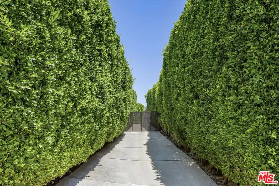 1612 Stradella Road, Los Angeles, CA 90077 - #2