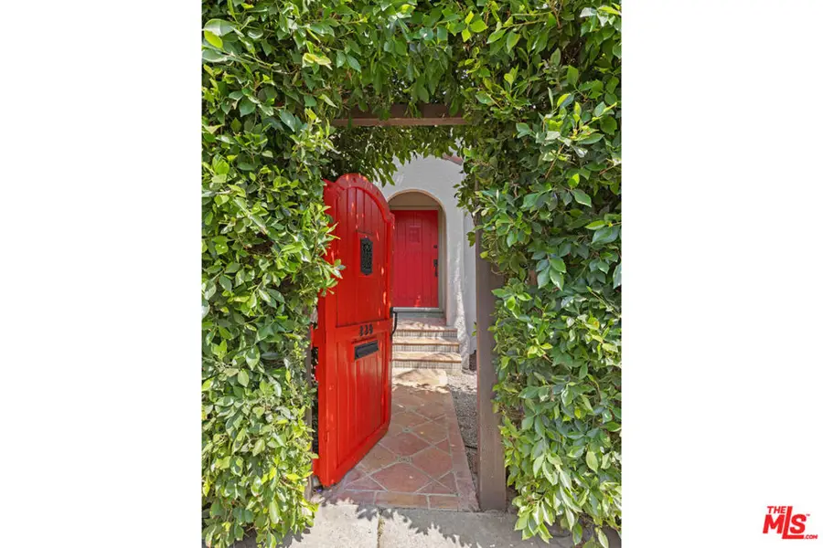 830 Robinson Street, Los Angeles, CA 90026 - #2