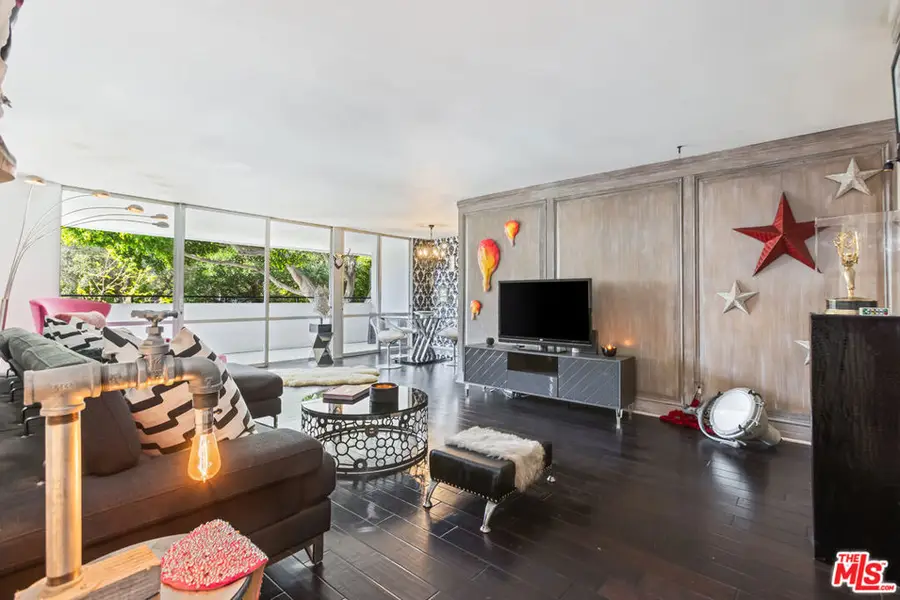 848 N Kings Road #102, West Hollywood, CA 90069 - #2
