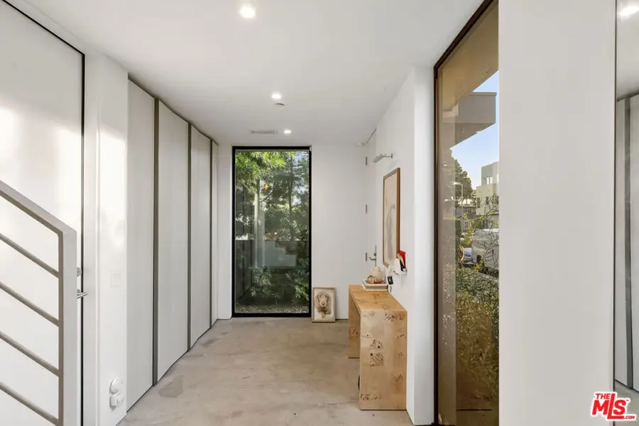 1704 Granville Avenue, Los Angeles, CA 90025 - #3