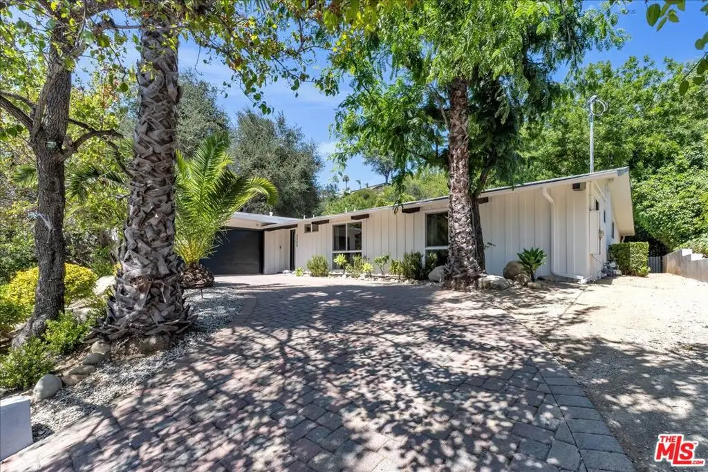 3500 Woodcliff Road, Sherman Oaks, CA 91403 - #1