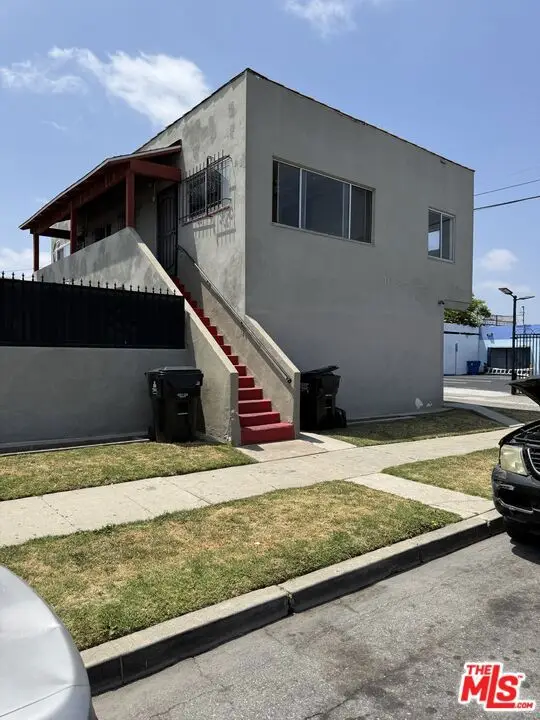 1501 W 87th Street, Los Angeles, CA 90047 - #3